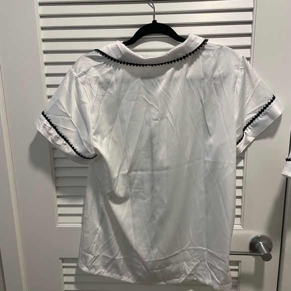 NEW SILK PIJAMA SET - Picture 3 of 5